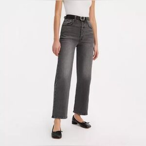 Levi's Ribcage Straight Ankle Jeans in Well Worn